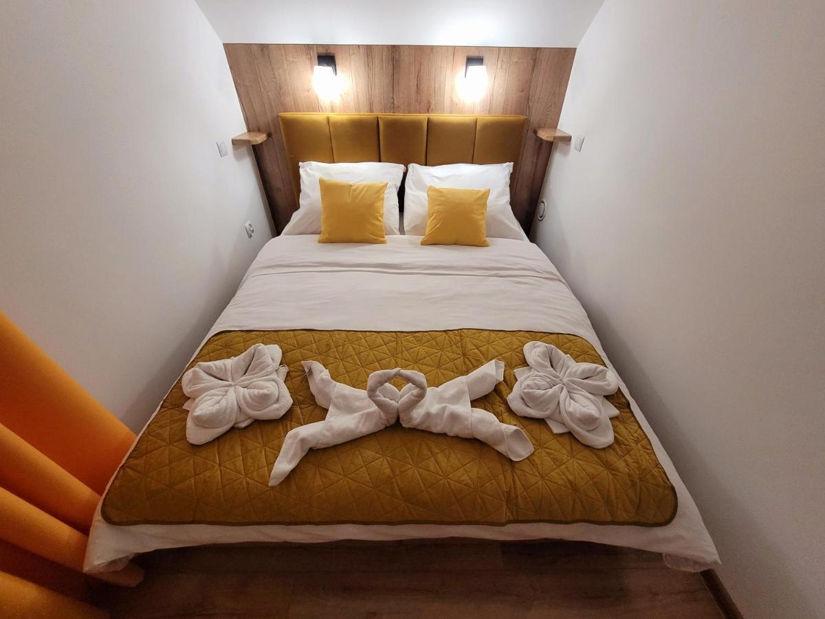 Urocza Kryjowka Ze Spa Lesko Extérieur photo