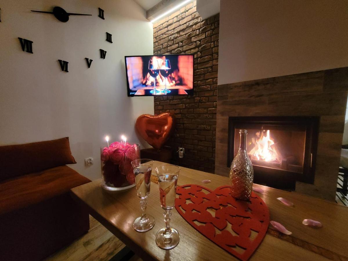 Urocza Kryjowka Ze Spa Lesko Extérieur photo