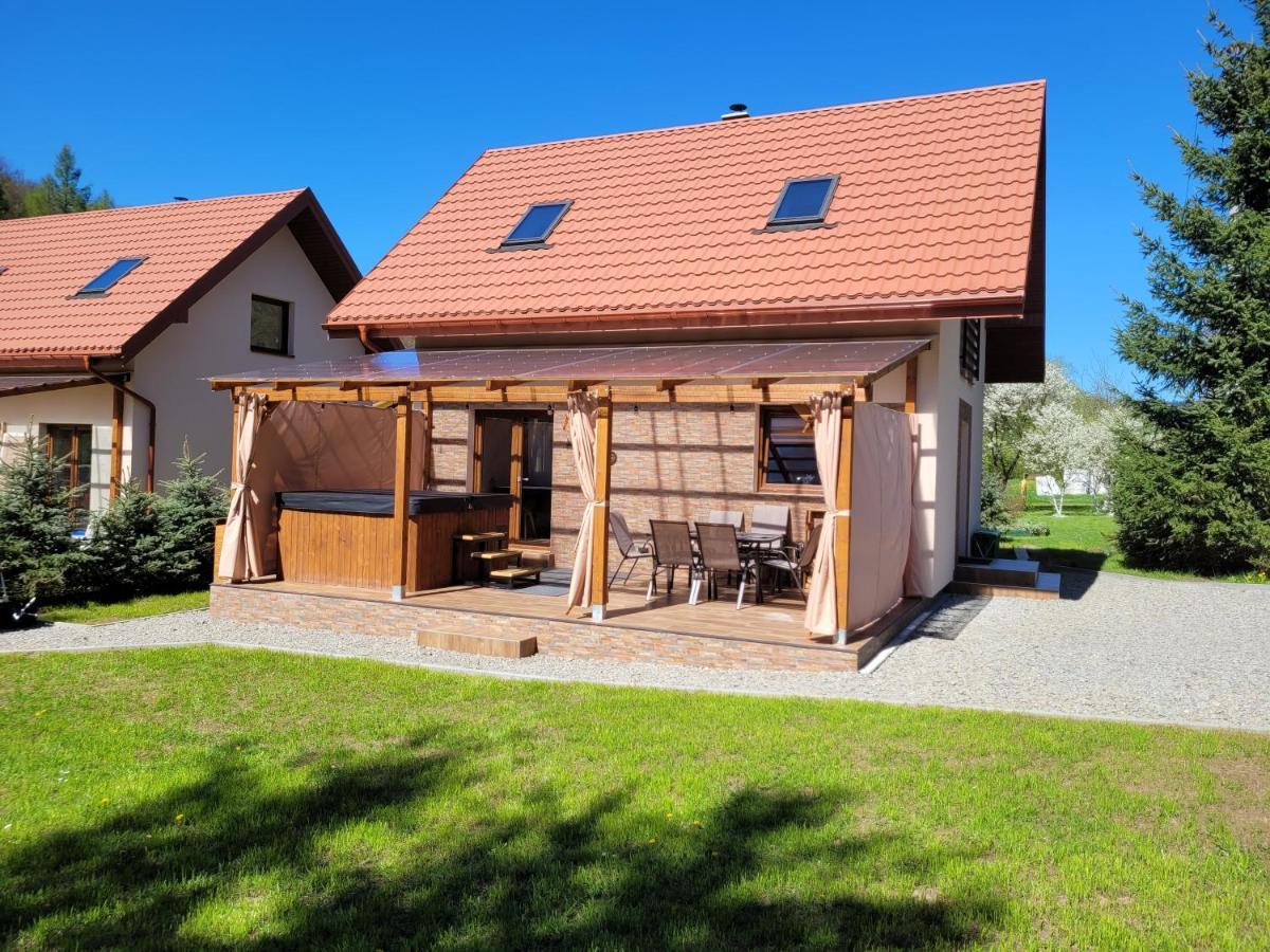 Urocza Kryjowka Ze Spa Lesko Extérieur photo